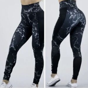 Buffbunny Limitless black marble activewear leggings. Size XL